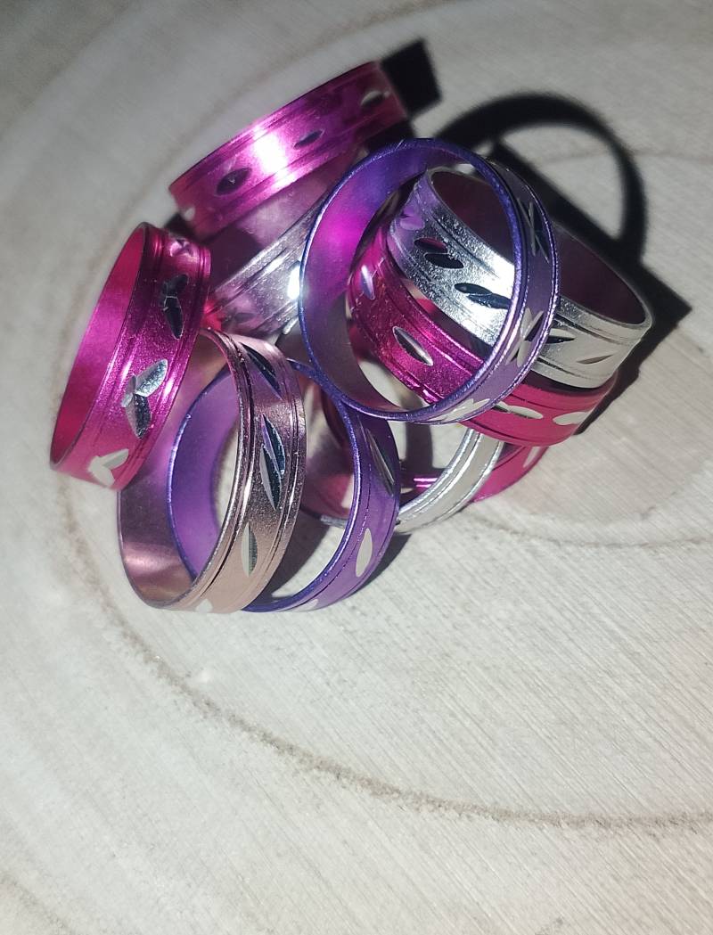 10 Edelstahl Ring Silber Rosa Lila Farben Ringe Damen Herren Unisex von VibberrawrryJewels