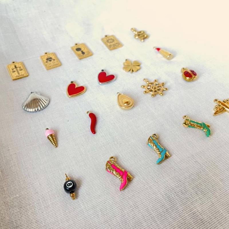 Medium Charms in Silber Und Gold - Dein Persönliches Schmuckstück | Mix & Match Für Bettelkette Mittelgroße Anhänger Für Gliederkette von VibesConcept