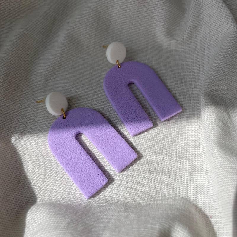 Zweite Wahl Einzigartige Statement-Ohrringe Mit Kleinen Makeln | Polymer Clay |Edelstahl Nickelfrei Federleicht Minimaler Abfall Lila von VibesConcept