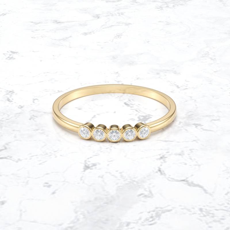 Diamant Lünette Gesetzt Ring/Zierlicher 5 Stein Ehering Fünf Runde Band von VibrantStone