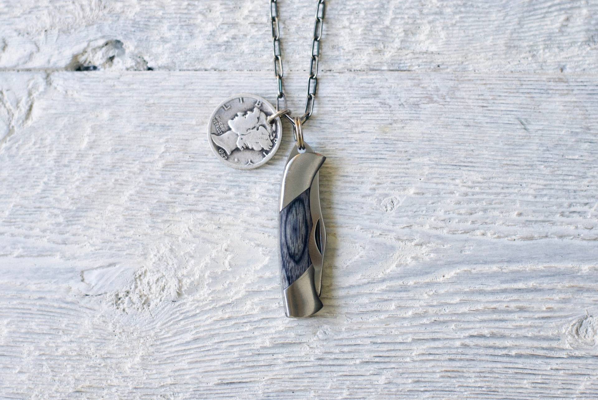 Taschenmesser Halskette » Sterling Silber Vintage Münze Herren Geschenke Für Männer Merkur Dime Talisman Amulett Unisex Schmuck Taschenmesser Halskette » Sterling Silber Vintage Münze Herren Geschenke Für Männer Merkur Dime Talisman Amulett Unisex Schmuck von ViceAndVirtueNYC