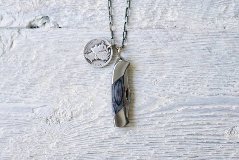 Taschenmesser Halskette » Sterling Silber Vintage Münze Herren Geschenke Für Männer Merkur Dime Talisman Amulett Unisex Schmuck Taschenmesser Halskette » Sterling Silber Vintage Münze Herren Geschenke Für Männer Merkur Dime Talisman Amulett Unisex Schmuck von ViceAndVirtueNYC