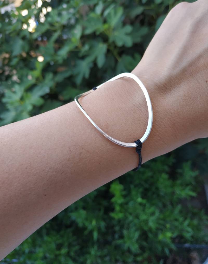 Freeform Silberdraht Armband Für Frauen Freeform Silberdraht Armband Für Frauen von VickyKyritsi