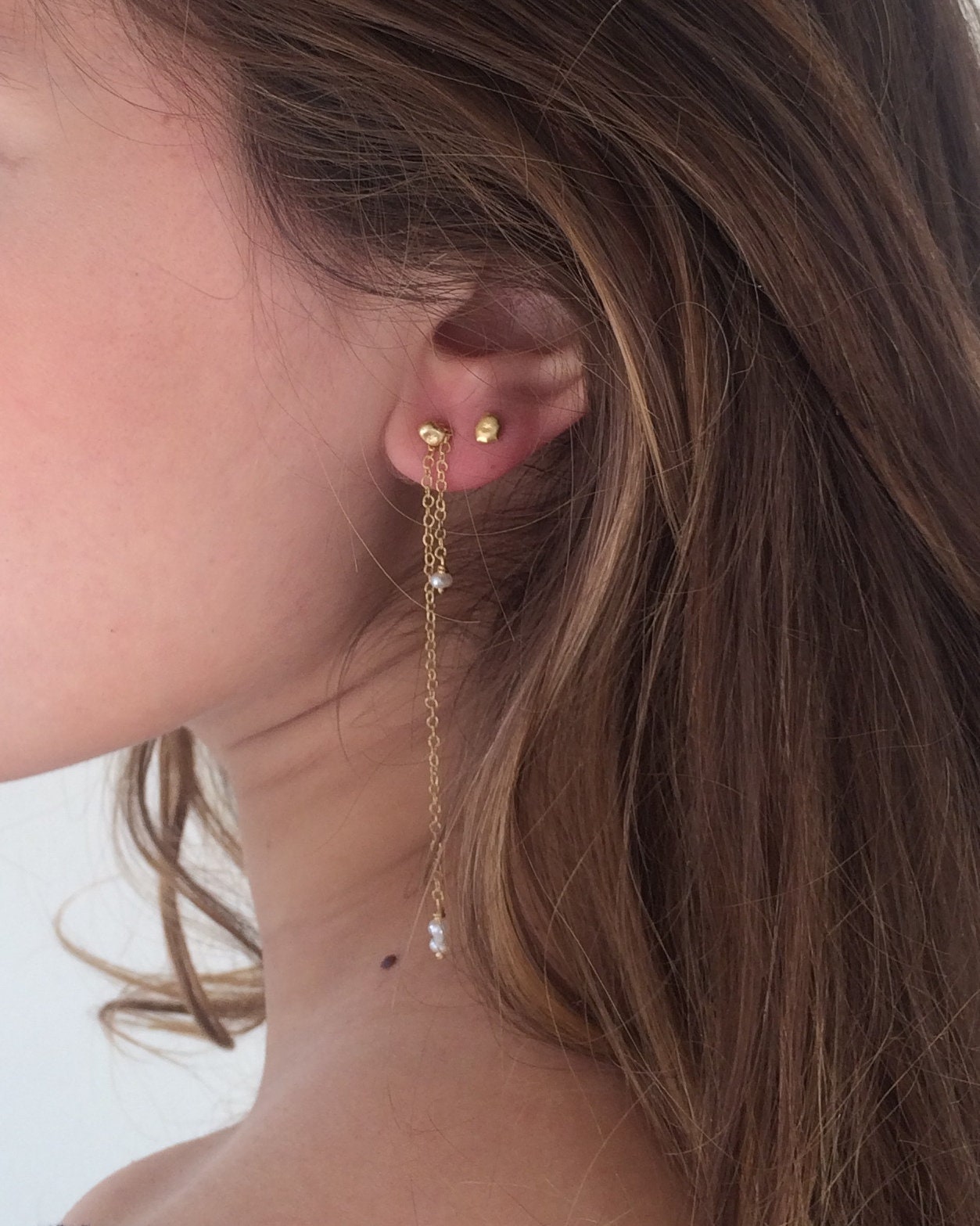 Lange Kette Perlen Ohrringe, Mismatched Vergoldetes Silber, Minimalist Druzy Ball Posts, Geschenk Für Sie Lange Kette Perlen Ohrringe, Mismatched Vergoldetes Silber, Minimalist Druzy Ball Posts, Geschenk Für Sie von VickyKyritsi