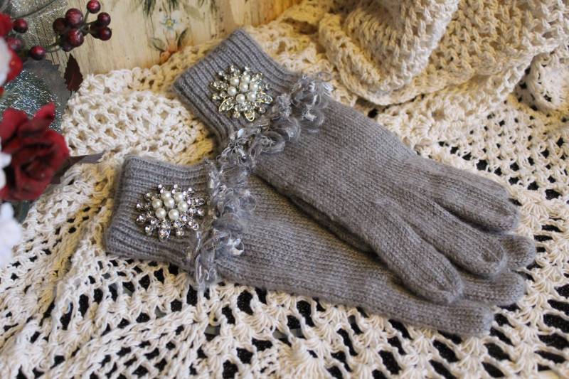 Damen, Die Silbernen Fransen Strickhandschuhe Mit Perlmuttfarbenen Edelstein-Einheitsgröße von VictorianChics