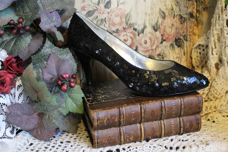 Damen 1960 Sensationell Pailletten Schwarz Pumpen Von Coloriffics-Größe 8 B von VictorianChics