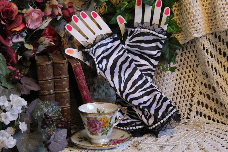 Damen Spritzig Zebra Fashion Designer Glitzernde Kostüm Lange Fingerlose Handschuhe - Einheitsgröße von VictorianChics
