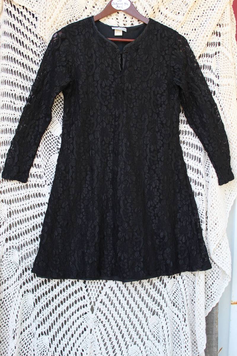 Damen Vintage Schwarze Spitze Baby Puppe Kleid - Größe M von VictorianChics