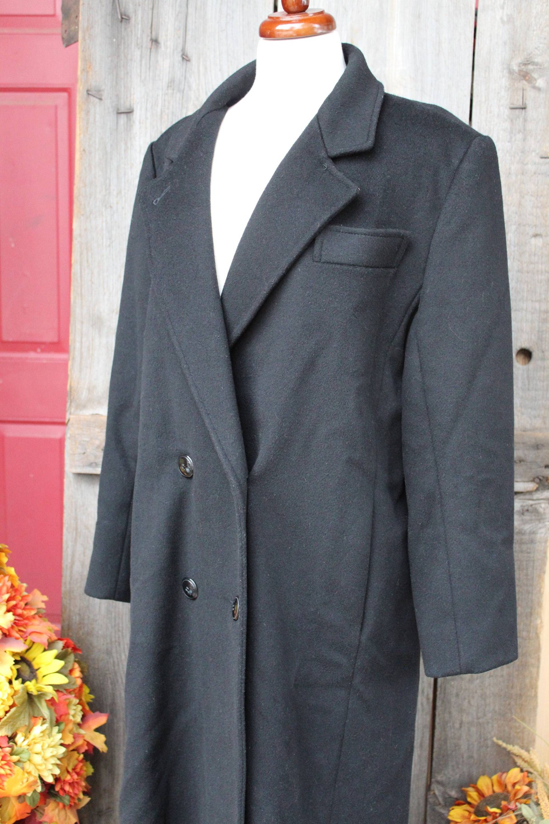 Damen Vintage Schwarze Wolle Doppelbrust, Knopfverschluss, Knöchellanges Kleid Mantel/Overcoat Trenchcoat von VictorianChics