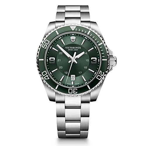 Victorinox Herren-Uhr Maverick Large, Herren-Armbanduhr, analog, Quarz, Wasserdicht bis 100 m, Gehäuse-Ø 43 mm, Armband 21 mm, 178 g, Grün/Silber von Victorinox