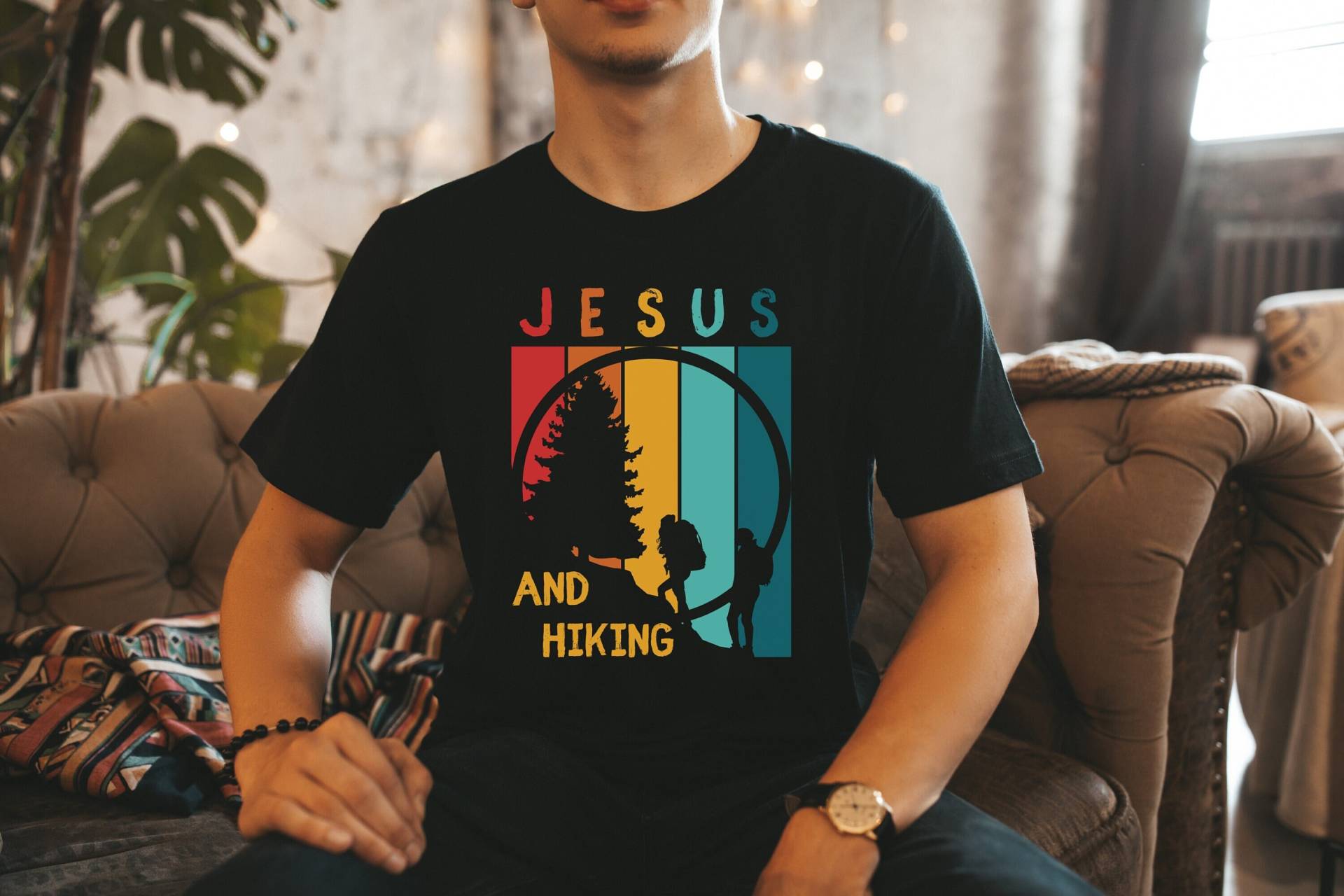 Jesus Und Wandern, Christliches Hemd, Wandershirt, Retro Farben, Unisex Shirts, Shirt, Christliche Kleidung, Abenteuer Shirt von VictoryAttire