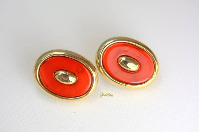 Vintage Ohrclips Gold Rot Emaille Schmuck Statement Ohrringe Vintage Ohrclips Gold Rot Emaille Schmuck Statement Ohrringe von VictoryIssweet