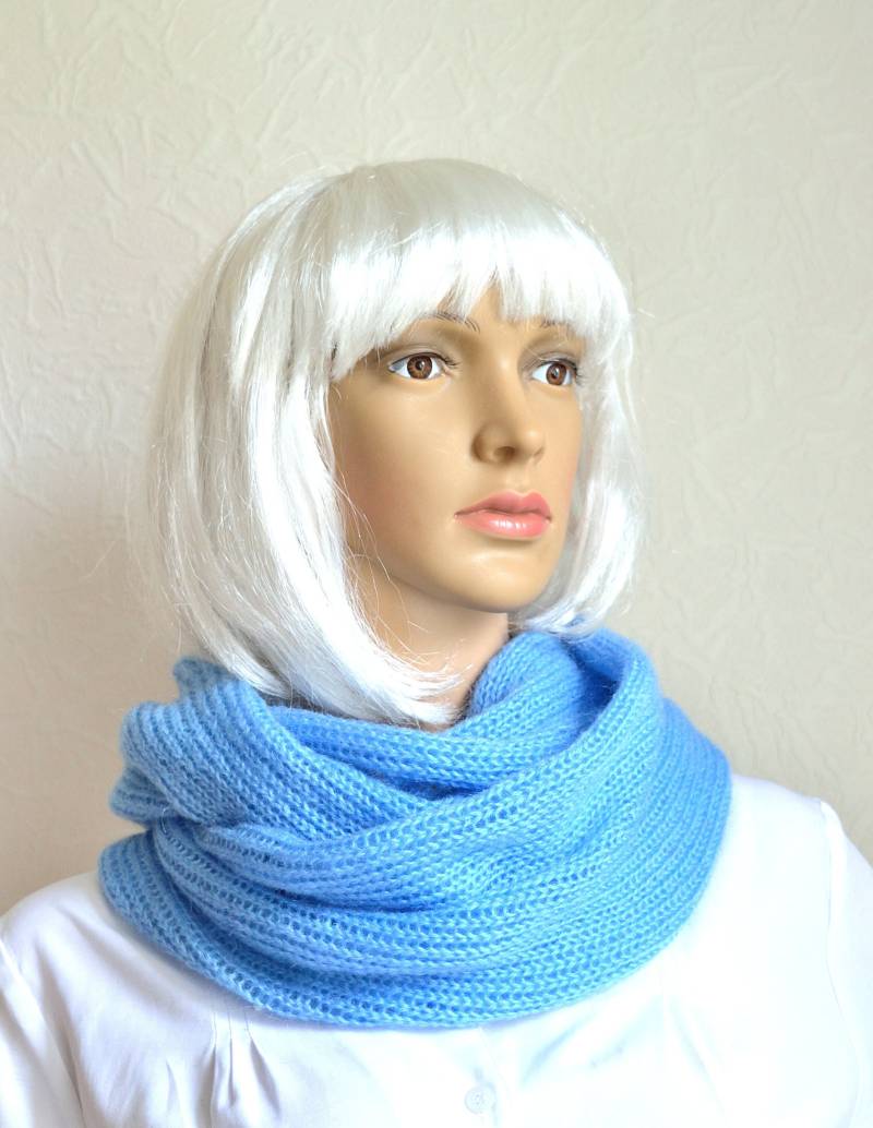 Handgemachte Damen Mohair Loop - Schal von VidaKnitworks