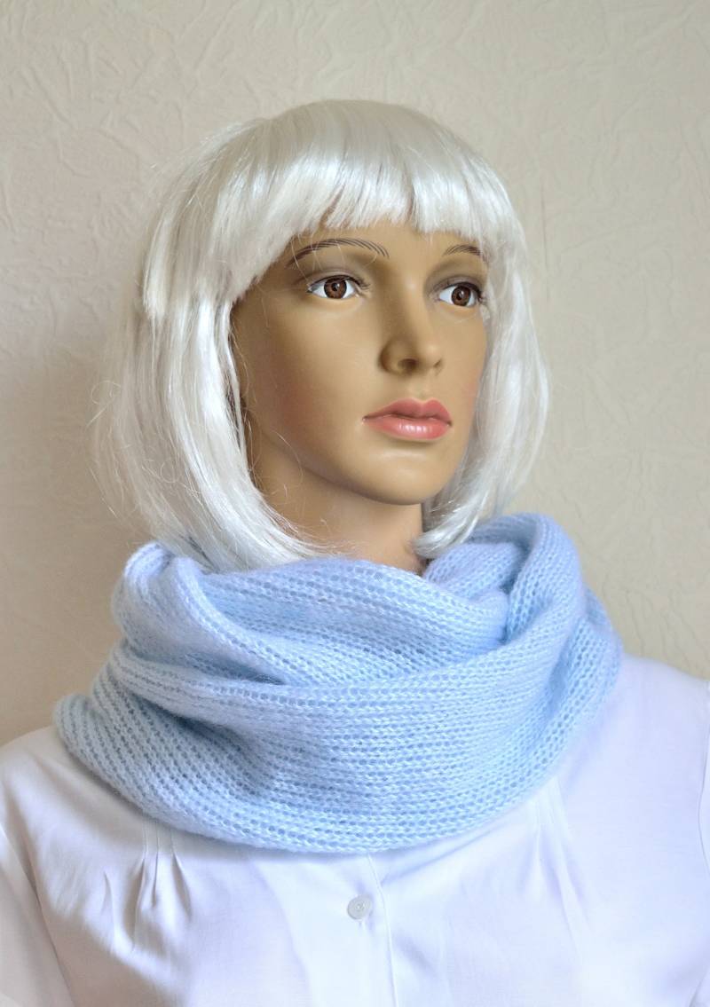 Handgemachte Damen Mohair Loop - Schal von VidaKnitworks