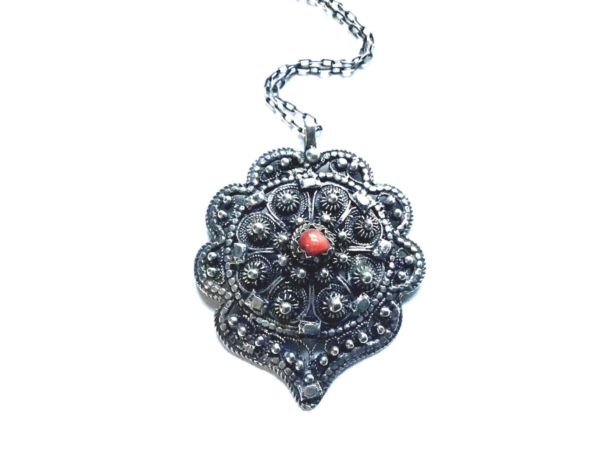 Vintage Koralle Silber Anhänger Boho Artisan Filigran Anhänger | 16 Inch von ViennaDelight