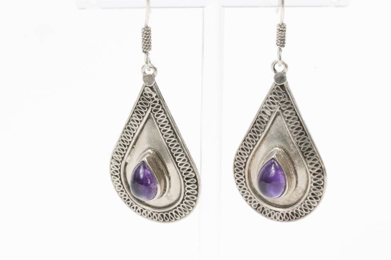 Amethyst Tear Drop Ohrringe in Sterling Silber von ViennaJewelryandCo