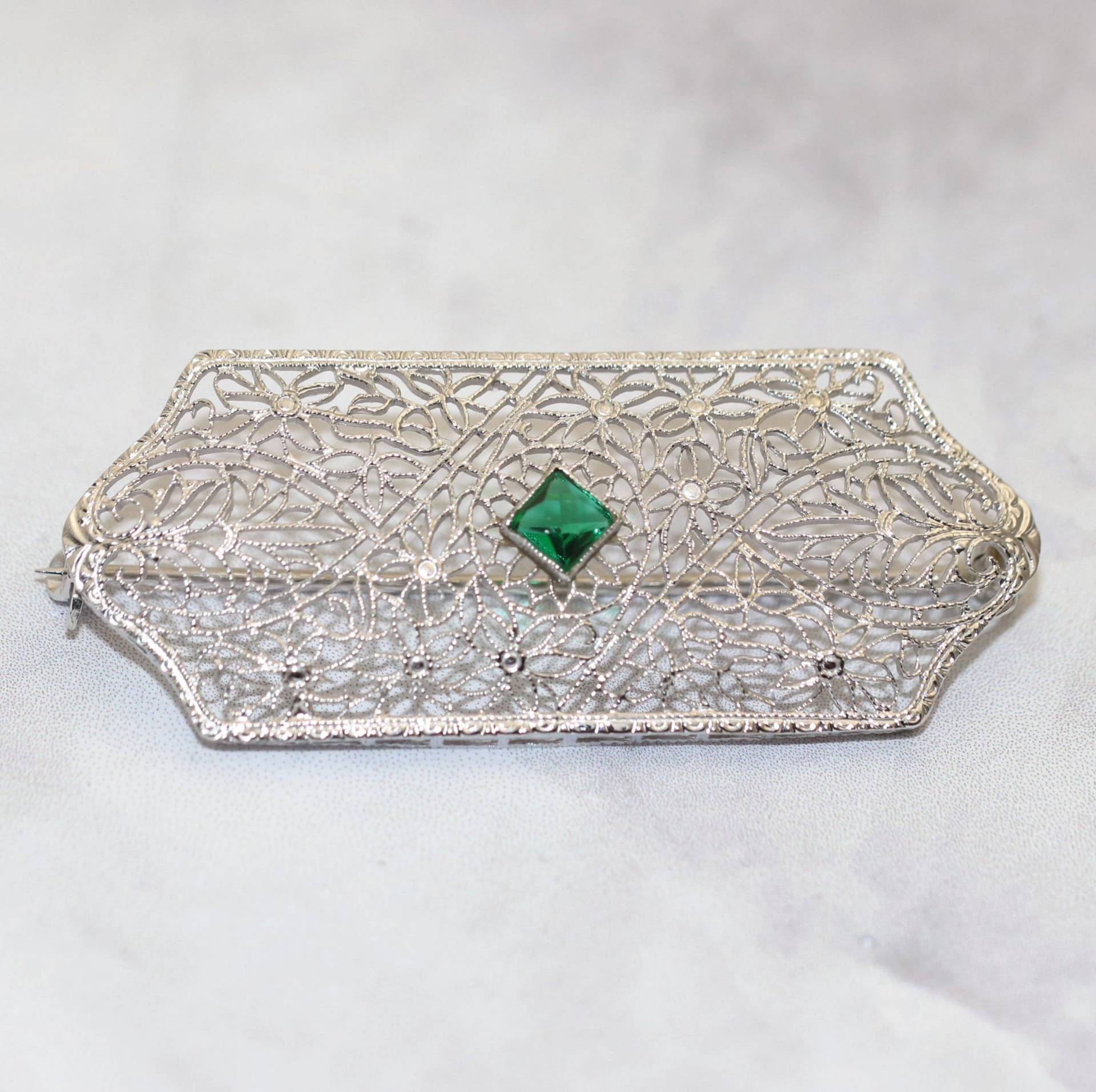 Antike Art Deco Turmalin Brosche Pin-14K Weißgold von ViennaJewelryandCo