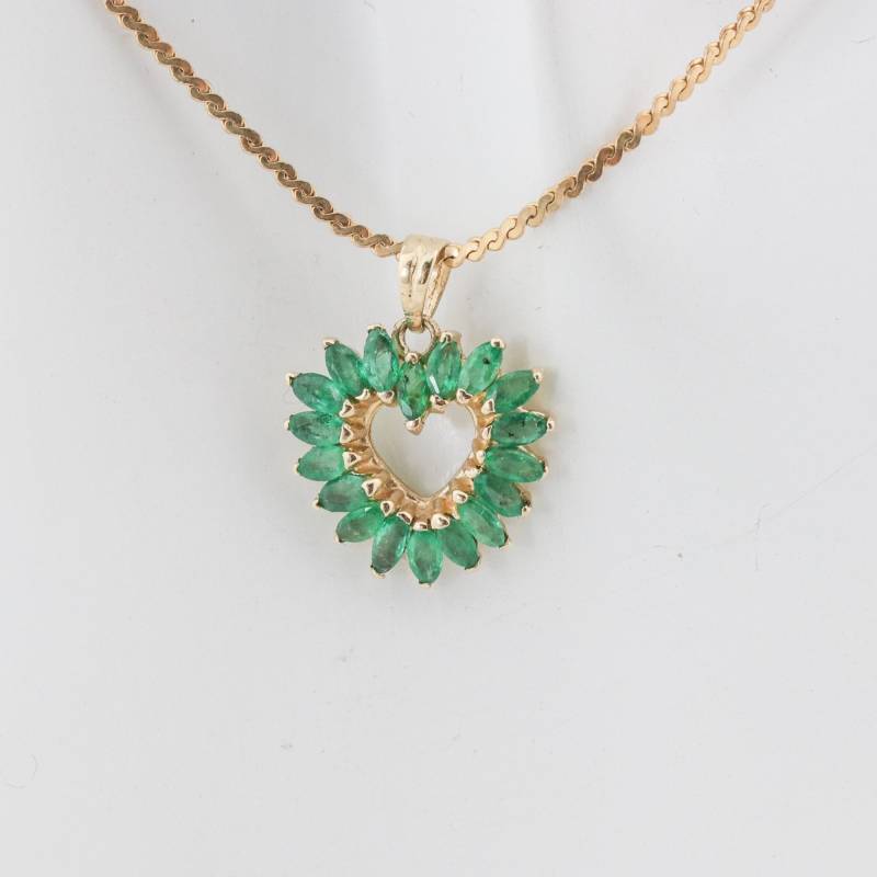 Antike Natürliche Smaragd Herz Anhänger Halskette - 14K Gelbgold von ViennaJewelryandCo
