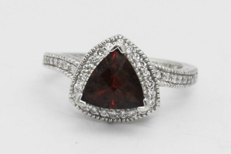 Granat Diamant Halo Ring - 14K Weißgold Edelstein Schmuck Januar Geburtsstein von ViennaJewelryandCo