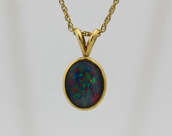 Opal Anhänger Oval Schwarzer Anhänger-Oktober Birthstone von ViennaJewelryandCo