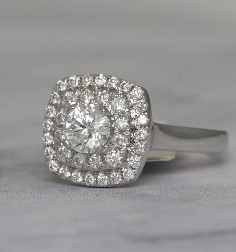 Vintage Double Halo Diamant 1 Ctw Ring - 14K Weißgold von ViennaJewelryandCo