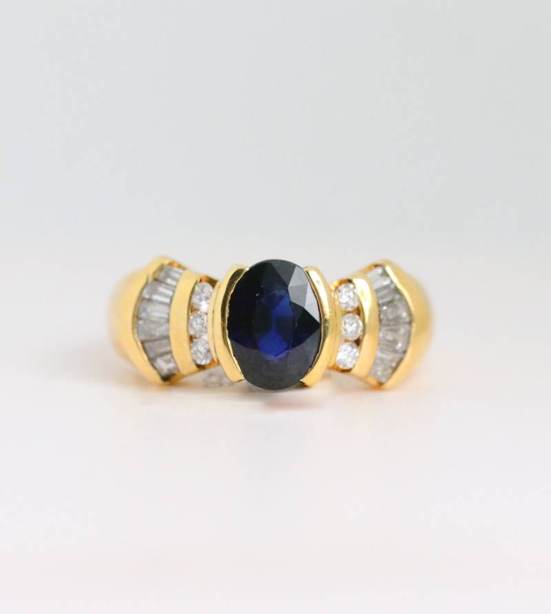 Vintage Saphir Und Diamant Verlobungsring - 18K Gelbgold von ViennaJewelryandCo