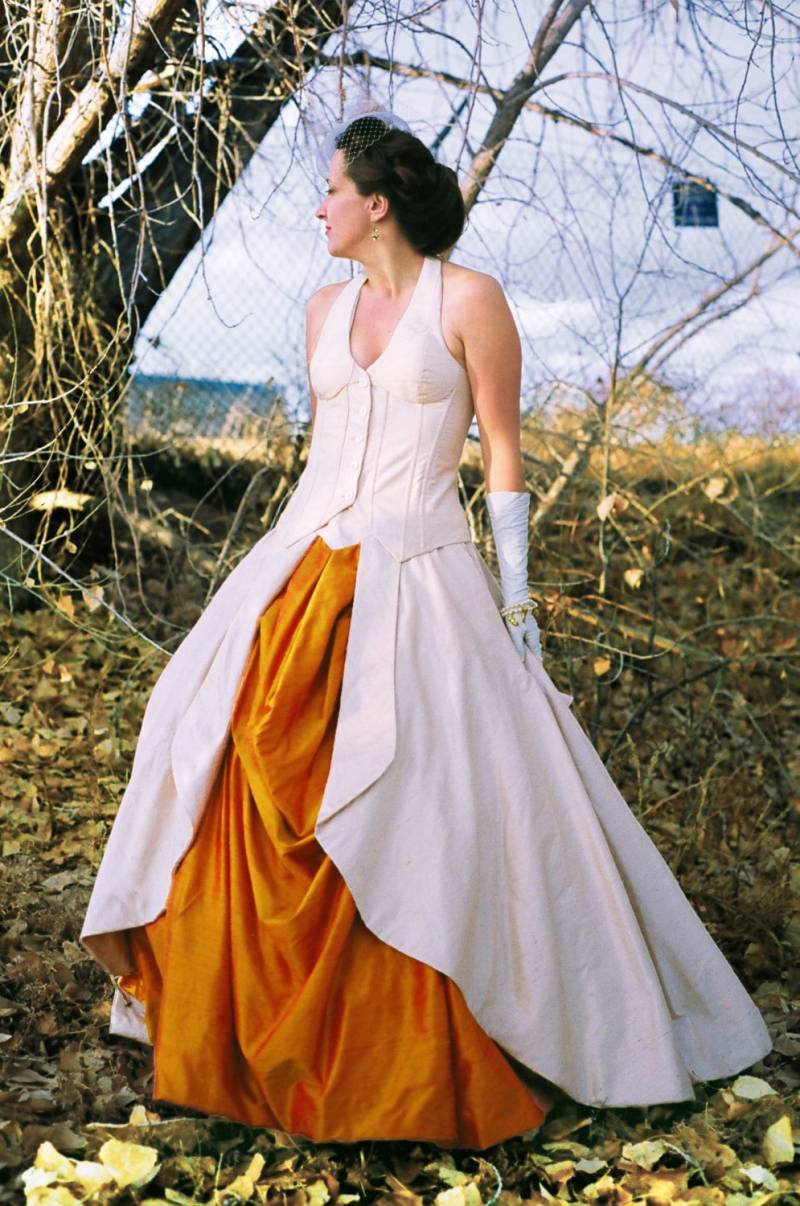 The Seashell Gown - Angefertigte Hochzeitskleider von VigilanteLabs