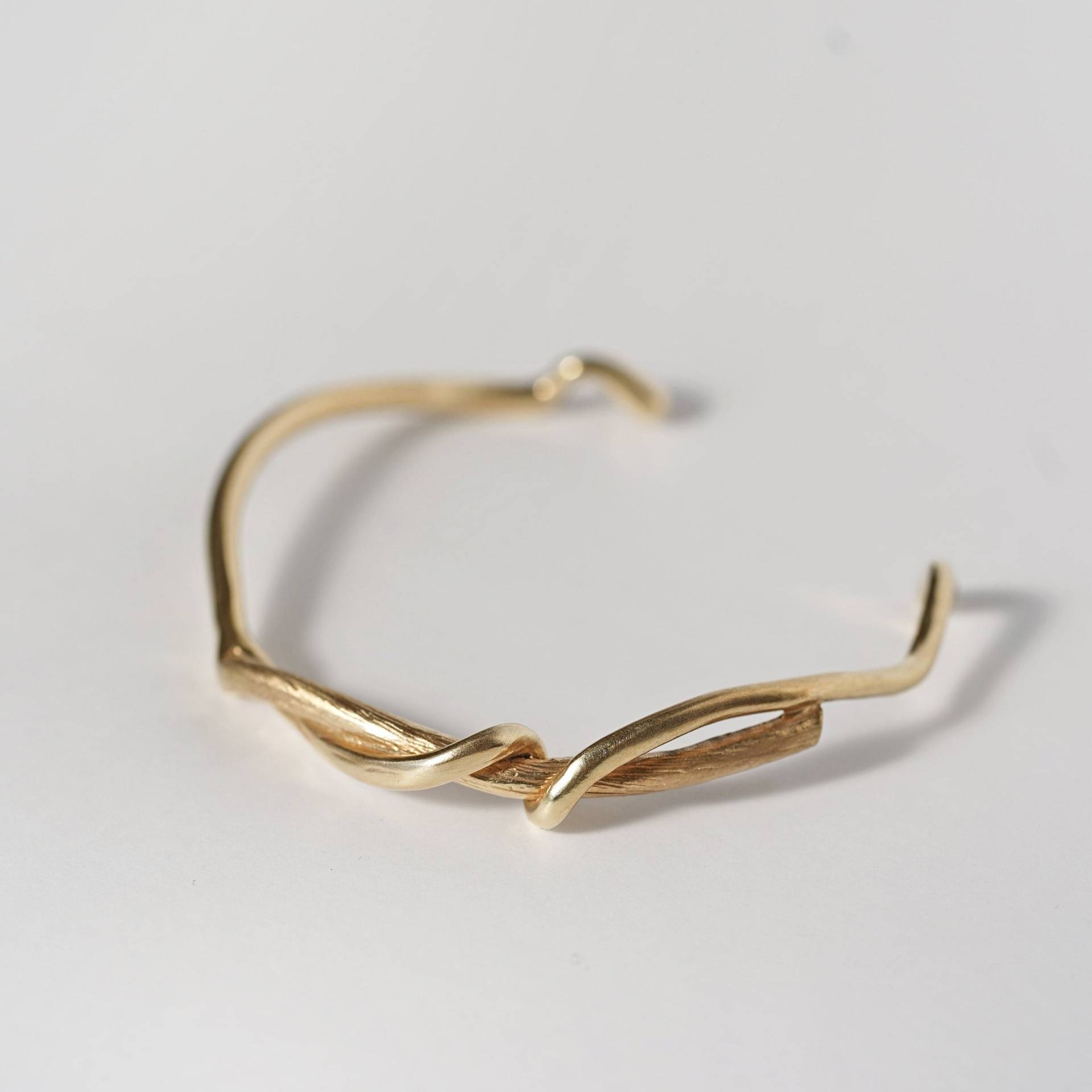 Japura Armband, Großer Armreif, Silber Einzigartiges Armreif Handgemachter von VikaMayzelJewelry