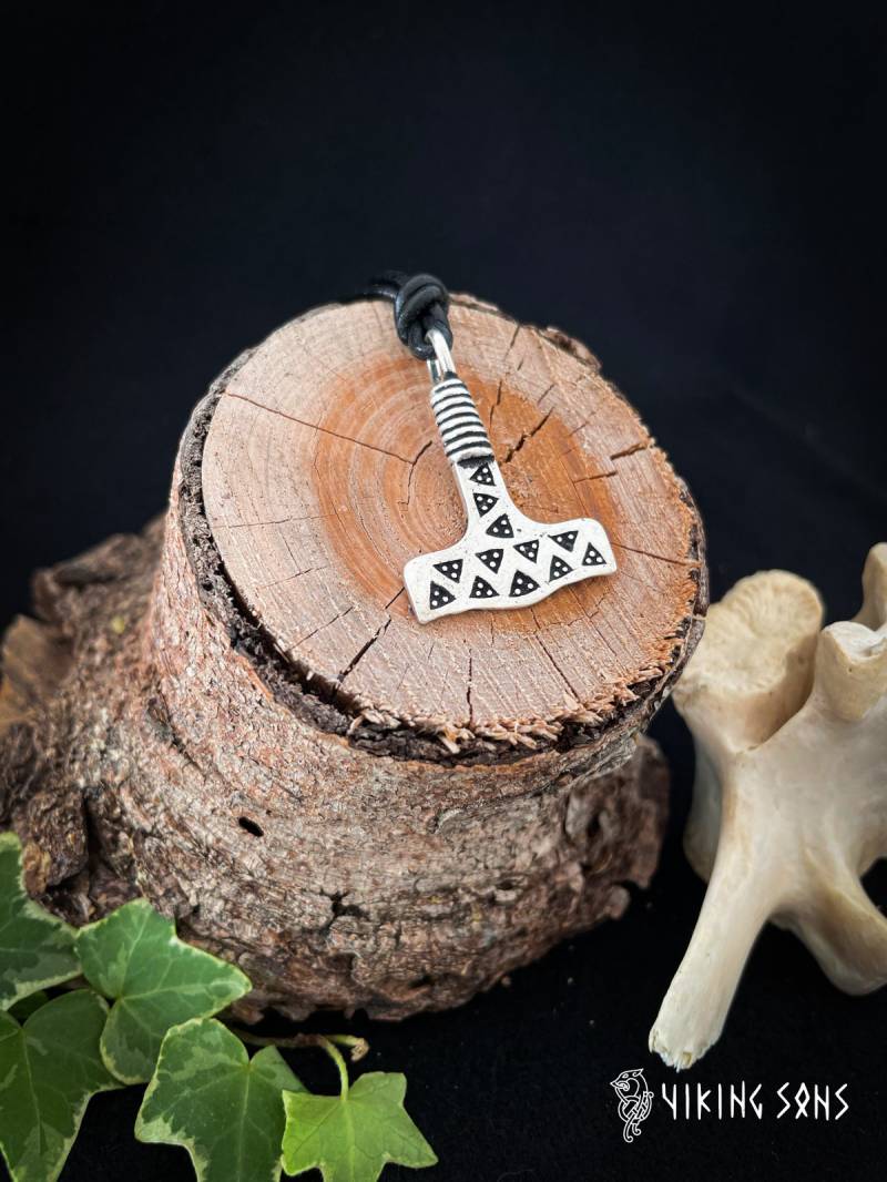 Thorshammer - Mjölnir Replik Von Falster Wikinger Schmuck Thorshammer - Mjölnir Replik Von Falster Wikinger Schmuck von VikingSons
