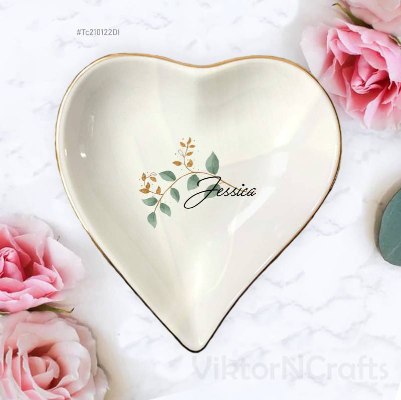 Benutzerdefinierte Name Ring Schale-Keramik Trinket Tablett Halter Schmuck Tablett-Geburtstagsgeschenk Für Her-Brautjungfer Geschenk Von von ViktorNCrafts