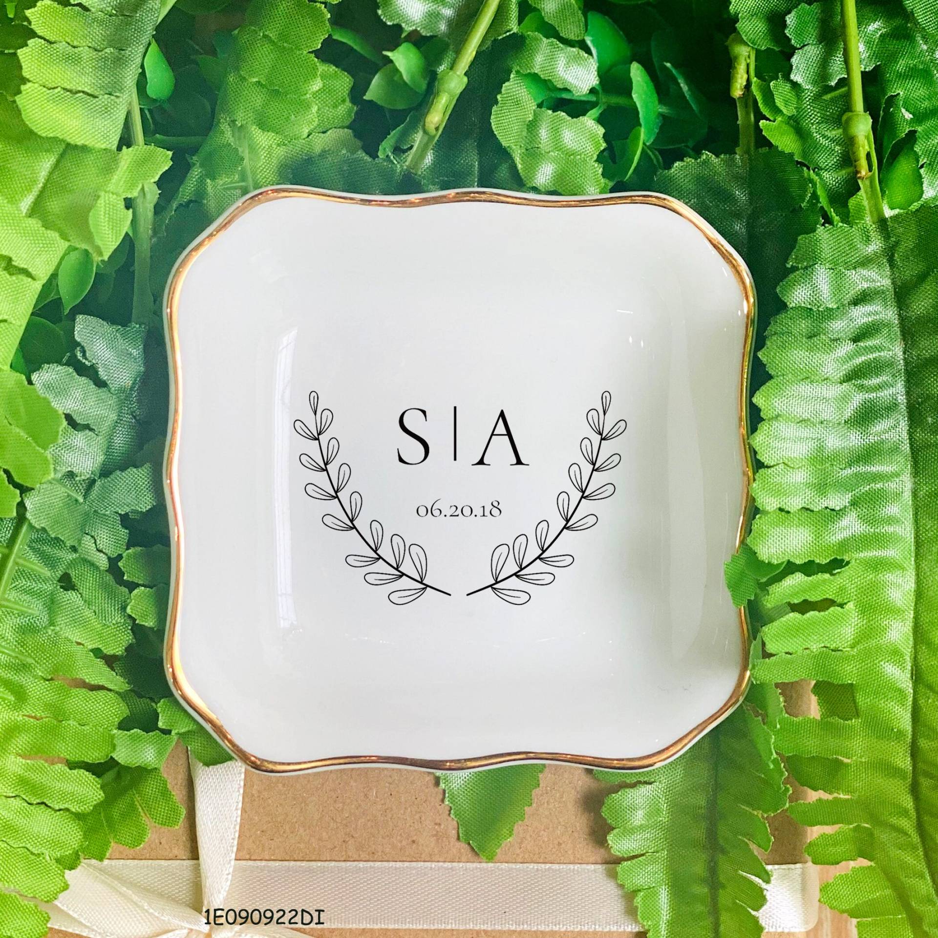 Personalisierte Schmuck Schale-True Freunde Sind Wie Helle Sonnenblume-Ring Schale-Geschenk Für Freund, Bestfriend, Bestie-Custom Schale-Ring-Halter Personalisierte Schmuck Schale-True Freunde Sind Wie Helle Sonnenblume-Ring Schale-Geschenk Für Freund, Bestfriend, Bestie-Custom Schale-Ring-Halter von ViktorNCrafts
