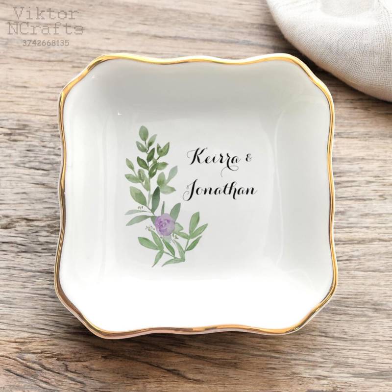 Personalisierte Engagierte Paar Geschenke Für Paare-Verlobung Geschenk-Verlobung Schmuck Schale-Hochzeit Jahrestag-Neu Verlobt-Ring-Halter-Teller von ViktorNCrafts