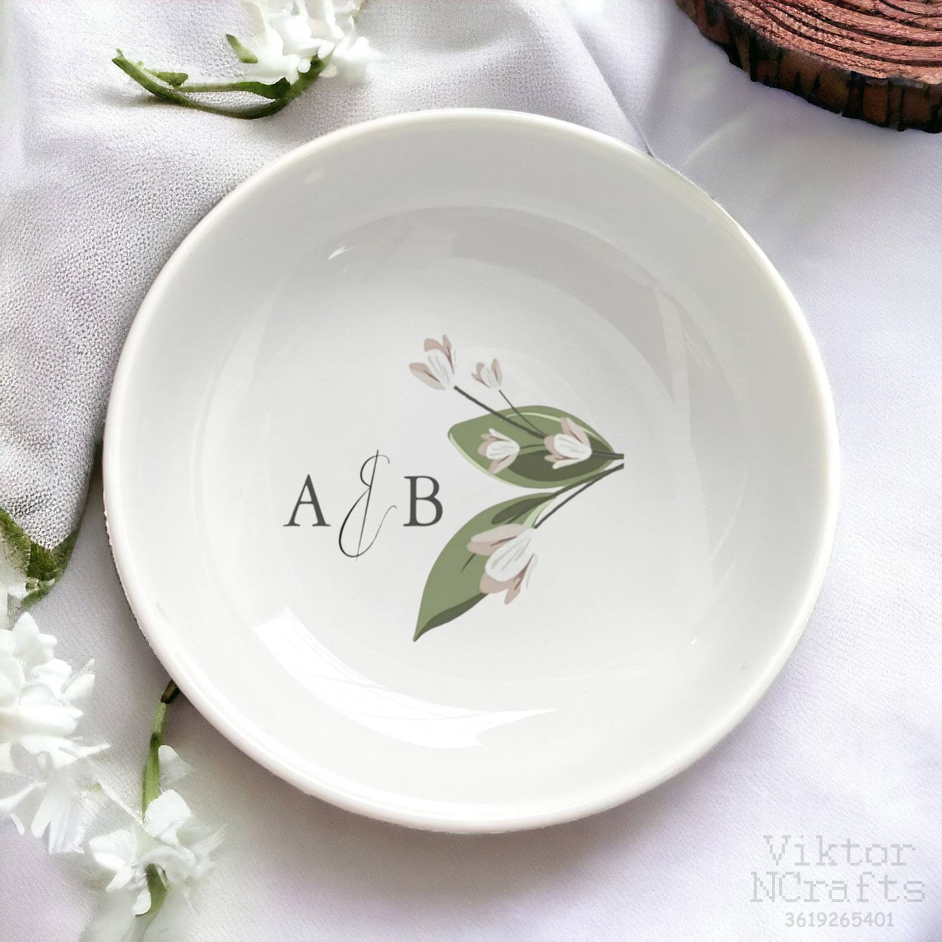 Verlobungsring Gericht-Hochzeitsring Gericht-Engagement Geschenke Für Paare-Hochzeitsgeschenk Braut-Personalize Ringhalter Gericht-Hochzeit Jahrestag von ViktorNCrafts