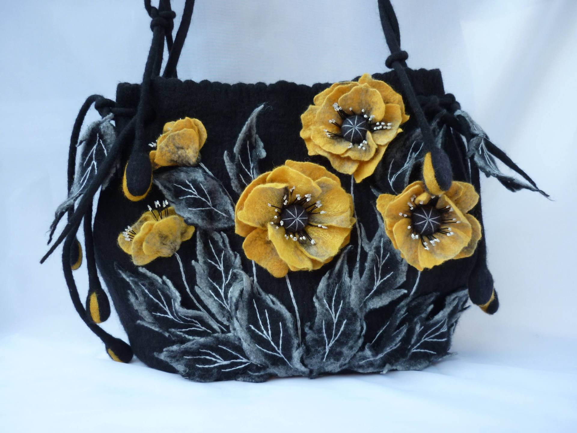 Große Handgemachte Tasche Sale Handtaschen Märchen Geschenk Schultertaschen Einkaufstasche Frühlingstasche Mohnblumen Schwarze Designertasche von ViktoriyaSK