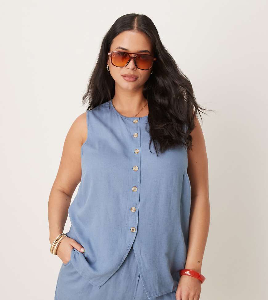 VILA Curve - Weste in Chambray-Blau mit Knopfleiste vorne, Kombiteil von Vila Curve