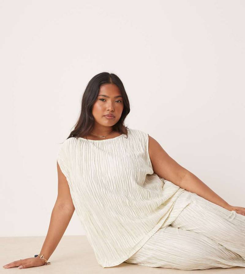 Vila Curve - Plissiertes, ärmelloses Oberteil in hellem Schlammgrün mit Batikmuster und U-Boot-Ausschnitt, Kombiteil-Weiß von Vila Curve