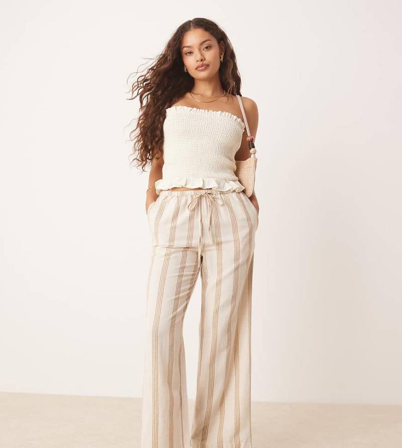 VILA Petite - Hose aus Leinenimitat in Creme und Hellbraun gestreift mit weitem Bein und Bindegürtel-Neutral von Vila Petite