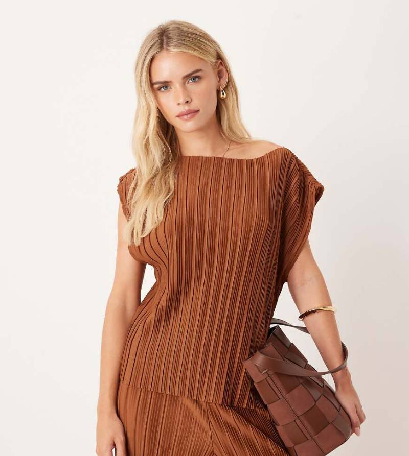 VILA Petite - Plissee-Oberteil in Bronze mit U-Boot-Ausschnitt, Kombiteil-Brown von Vila Petite