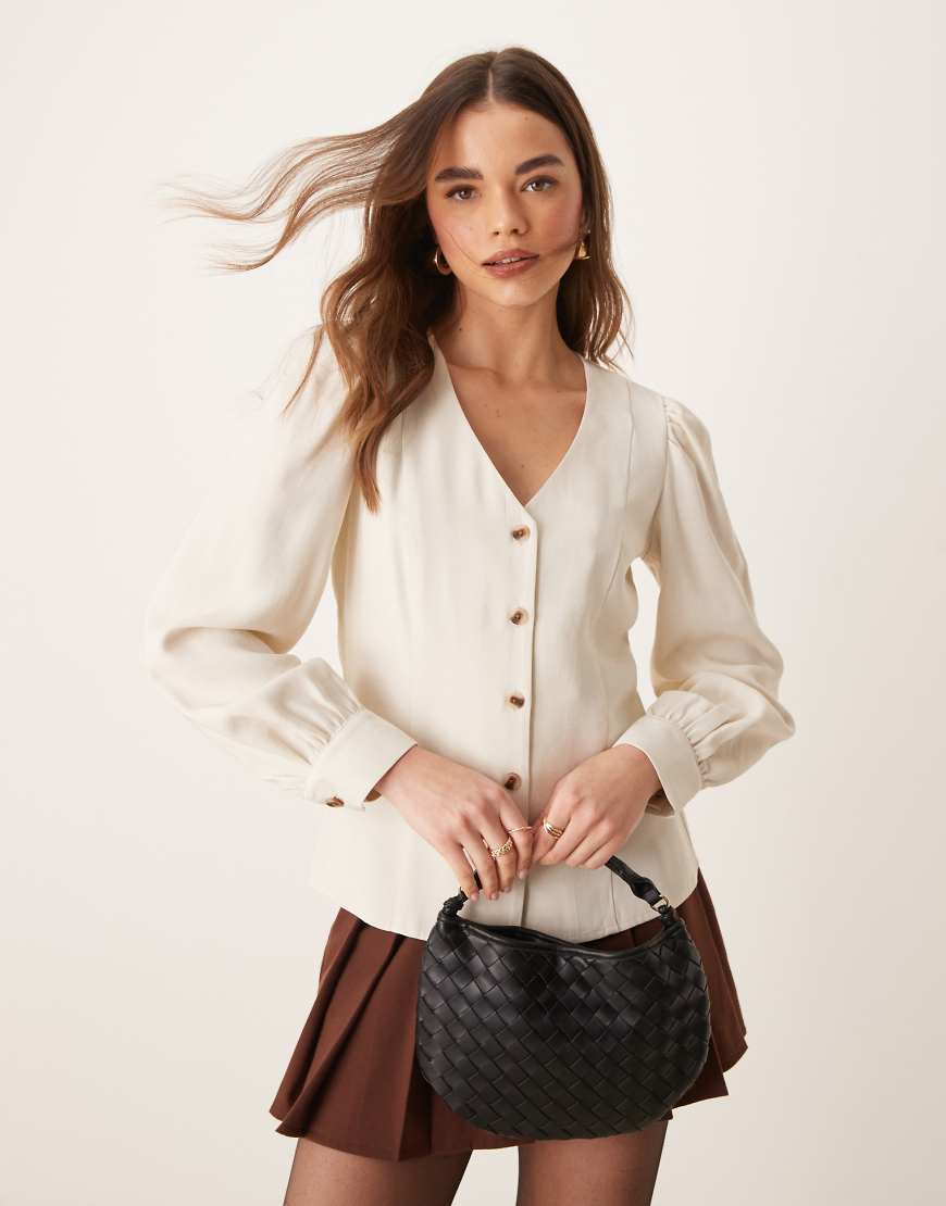 VILA - Figurbetonte Bluse in Birken-Cremeweiß mit Knopfleiste-Neutral von Vila