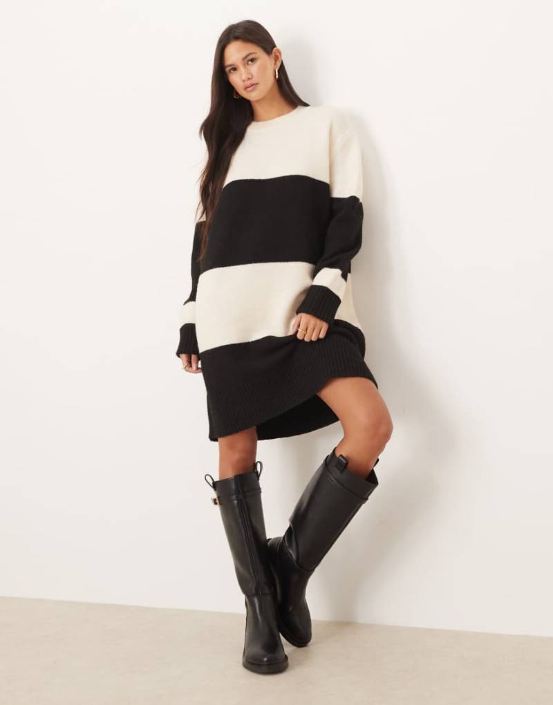 VILA - Gestricktes Minikleid in Schwarz und Cremeweiß mit Colourblock-Design von Vila