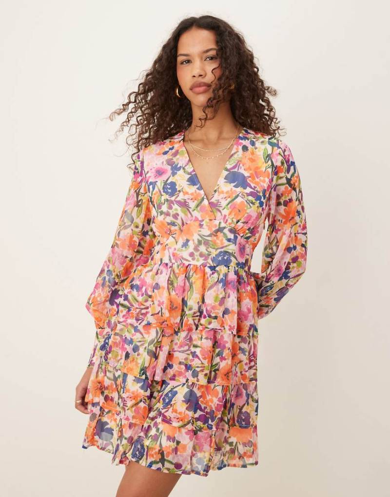 VILA - Gestuftes Minikleid mit buntem Blumenprint von Vila