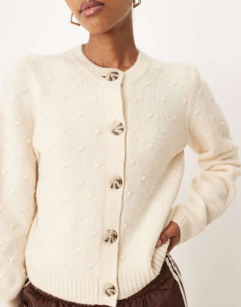 VILA - Langärmlige Strickjacke in Creme mit Jacquardmuster-Weiß von Vila