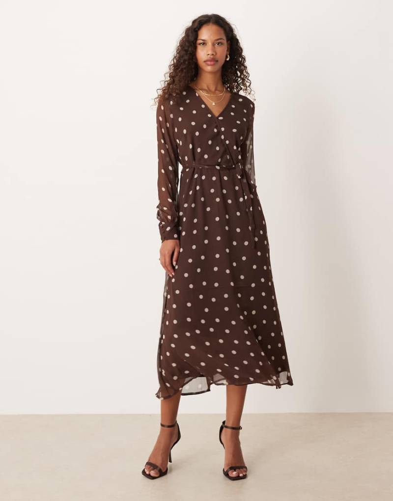 VILA - Midikleid in Braun mit Polka Dots und gewickelter Vorderseite-Brown von Vila