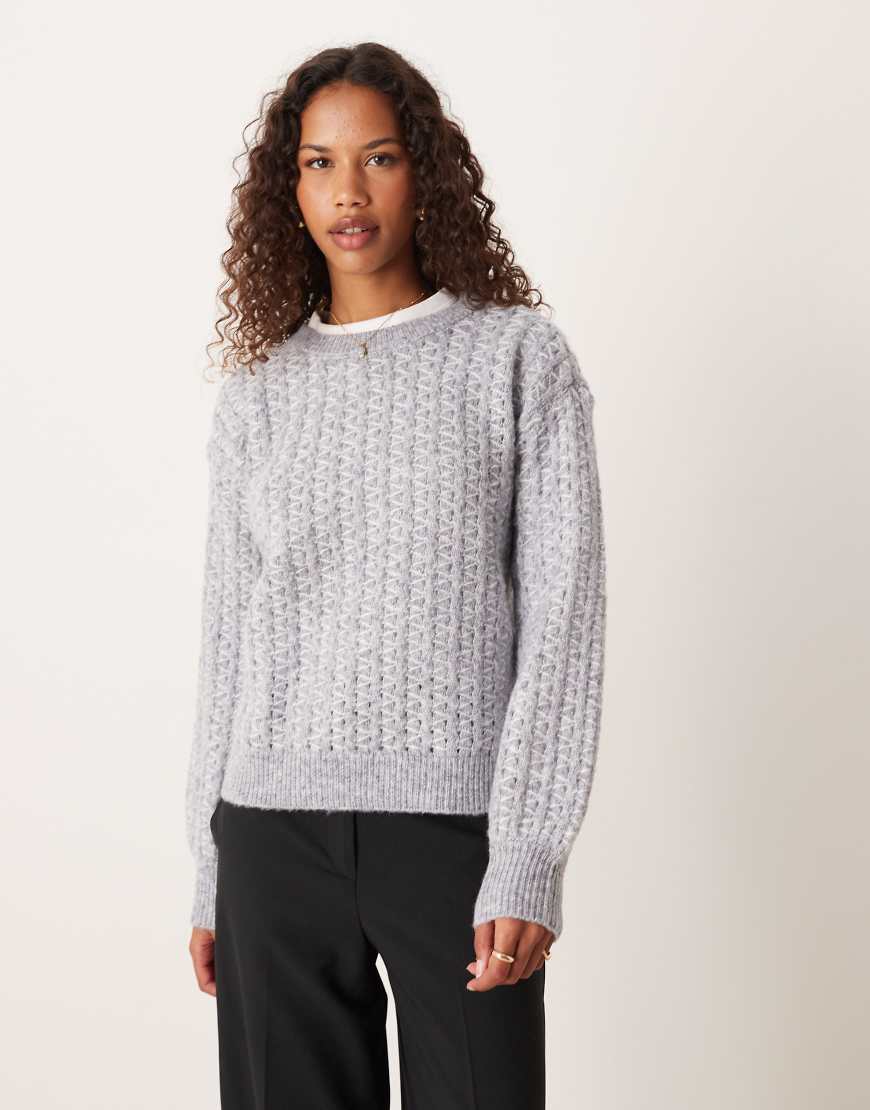 VILA - Strickpullover in meliertem Mittelgrau mit diagonalem Muster von Vila