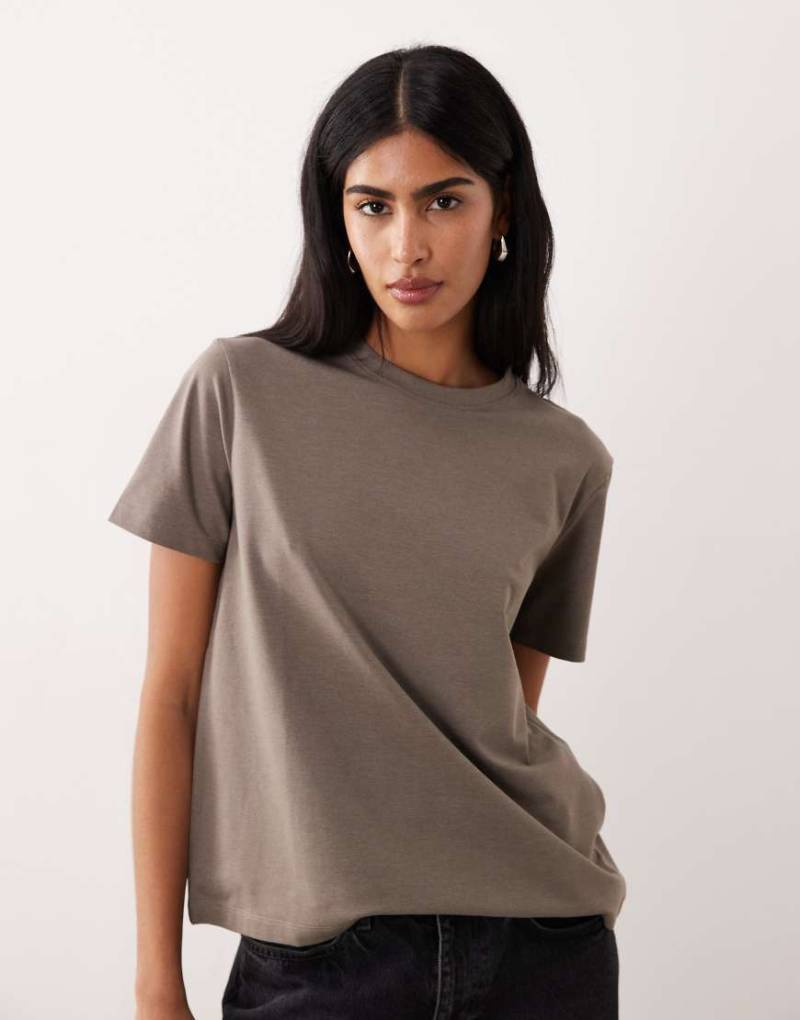 Vila - Boyfriend-T-Shirt in Falkenbraun meliert mit Oversize-Schnitt-Bunt von Vila