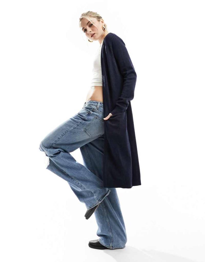 Vila - Lang geschnittene Strickjacke in Blau von Vila