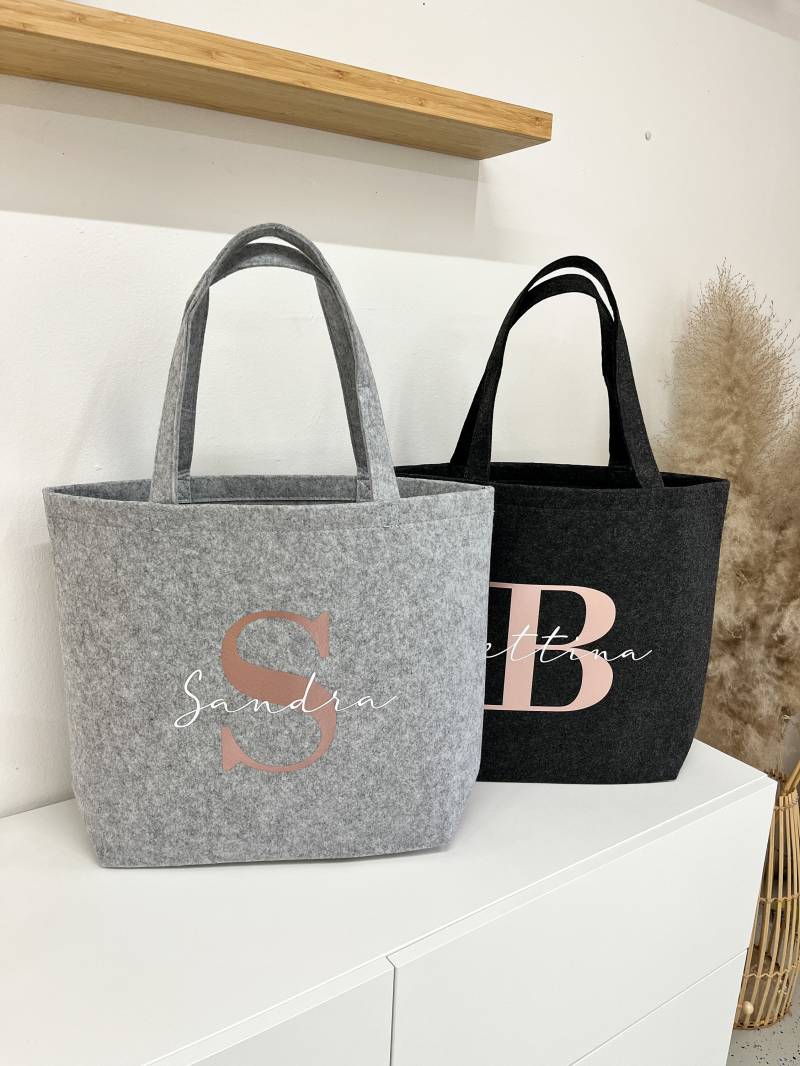 Personalisierte Filz Tasche Mit Initial Und Name | Geschenk Frau Schwester Freundin Mama Oma Einkaufstasche Geburtstag Vilive von ViliveDE