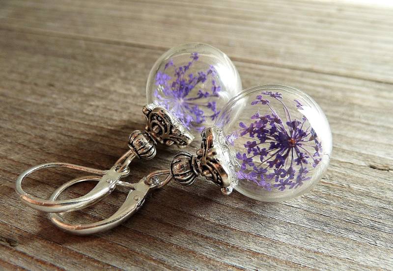 925 Sterling Silber Orhaken Glaskugelschmuck Blütenohrringe Blumenschmuck Ohrringe Violett Ohrhänger Damen Silberschmuck Echte Blüte von VillaRosaSchmuck