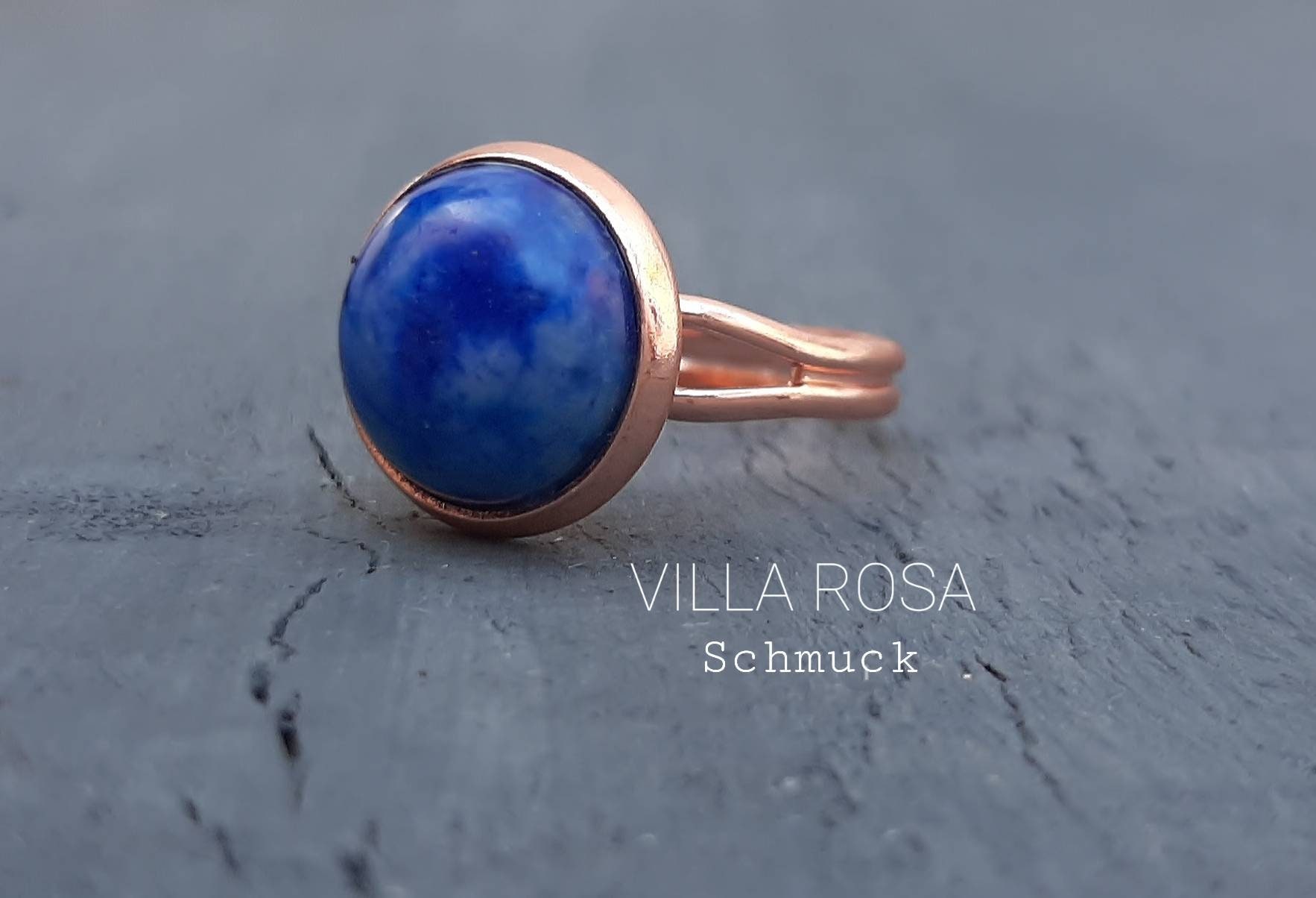 Lapis Lazuli Dunkelgrün Edelstein Fingerring Rosegold Messing Edelsteinschmuck Rosegoldschmuck von VillaRosaSchmuck