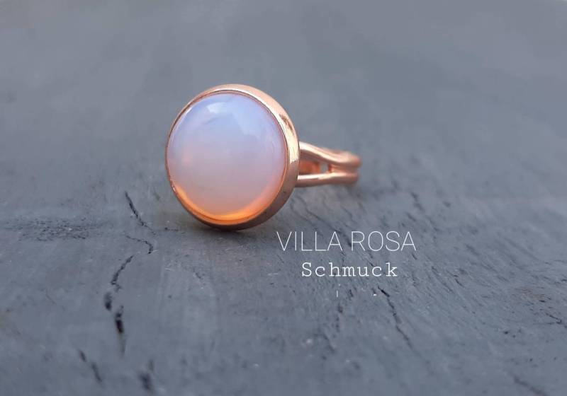 Mondstein Edelstein Fingerring Rosegold Messing Edelsteinschmuck Rosegoldschmuck von VillaRosaSchmuck